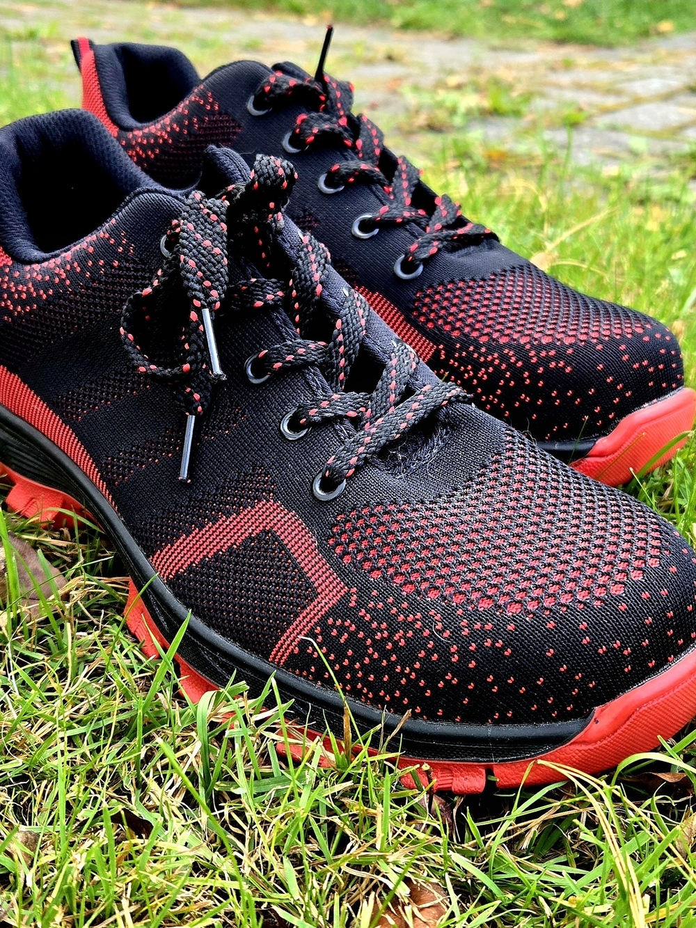 Black & Red Steel Toe Shoes * NEW *